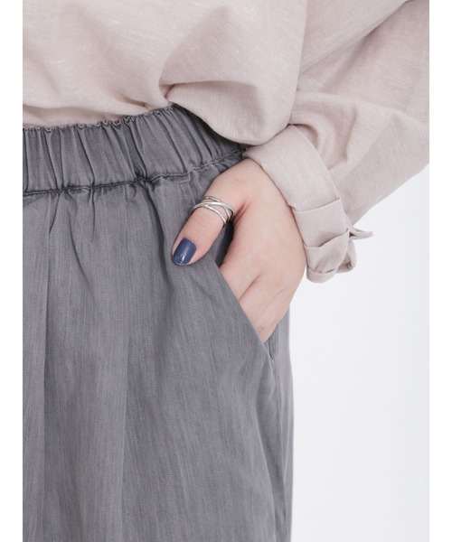 Samansa Mos2(サマンサ モスモス)の「インドデニムイージーパンツ(デニムパンツ・レディース・グレー/ブルー/サックスブルー・フリ-)」の19枚目の写真