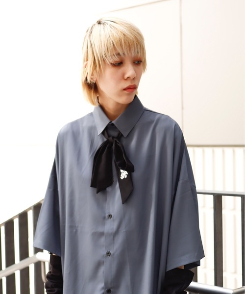 rovtski（ロフトスキー）の「DARK BEARSHIRT SS with TIE/ダークベア刺繍 ネクタイ付きシャツ半袖（シャツ/ブラウス・メンズ・ブラック/チャコールグレー/ホワイト・FREE）」の10枚目の写真