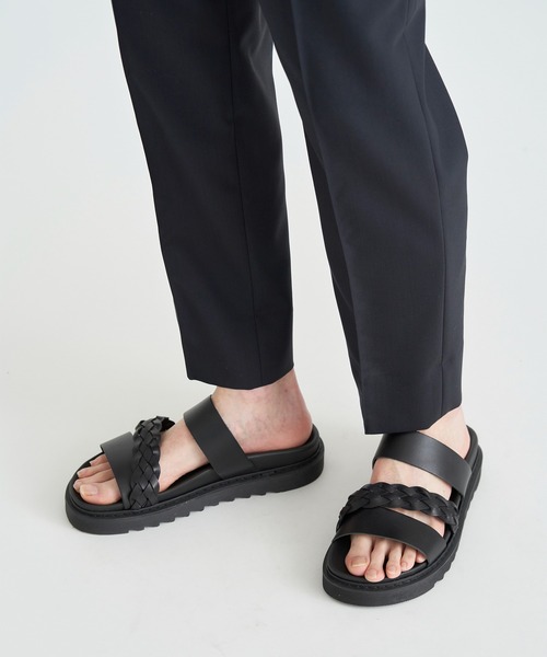 ESTNATION（エストネーション）の「ESTNATION / イントレレザーサンダル（サンダル・メンズ・ブラック/ブラウン・40/41/42/43）」の2枚目の写真