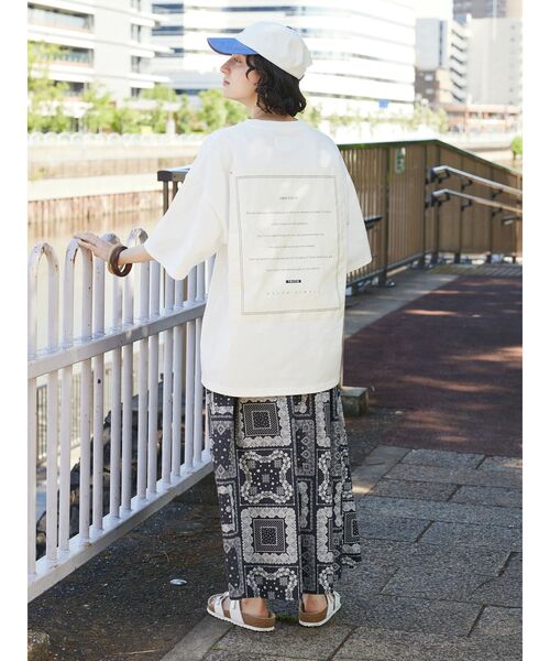 CRAFT STANDARD BOUTIQUE（クラフトスタンダードブティック）の「BOUTIQUE　TEE-III（Tシャツ/カットソー・レディース・オフホワイト/ブルー/ブラック・M/L/XL）」の15枚目の写真