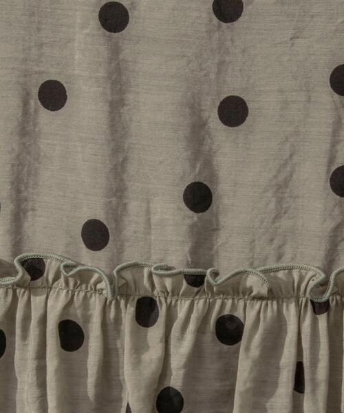 NOLLEY’S(ノーリーズ)の「◇【WEB限定】ペプラムシアードットブラウス(シャツ/ブラウス・レディース・ブラック系その他3/ベージュ系その他3/グリーン系その他3・FREE)」の5枚目の写真