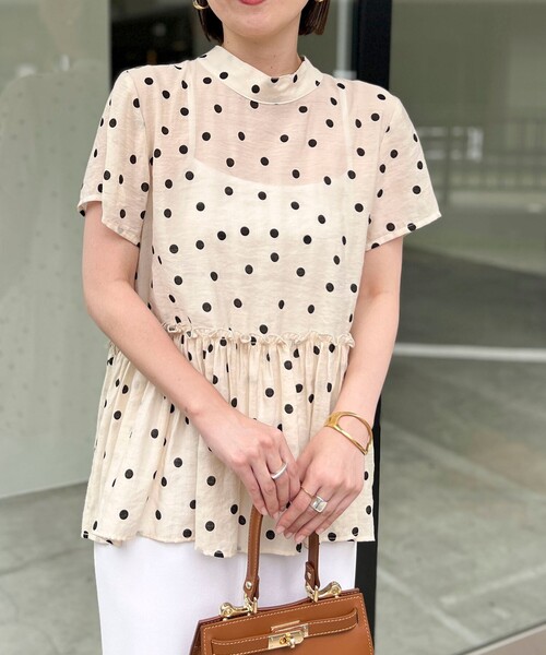 NOLLEY’S(ノーリーズ)の「◇【WEB限定】ペプラムシアードットブラウス(シャツ/ブラウス・レディース・ブラック系その他3/ベージュ系その他3/グリーン系その他3・FREE)」の12枚目の写真