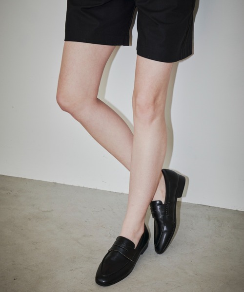 un/neu（アンノイ）の「ベーシックコインローファー / シンプルローファー（ローファー・レディース・ブラック/カーキ/ホワイト/ブラウン・SMALL/MEDIUM/LARGE）」の11枚目の写真