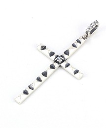 con affetto(select)（コンアフェットセレクト）の「【King Limo】PYRAMID STUDS PENDANT（ネックレス・メンズ）」