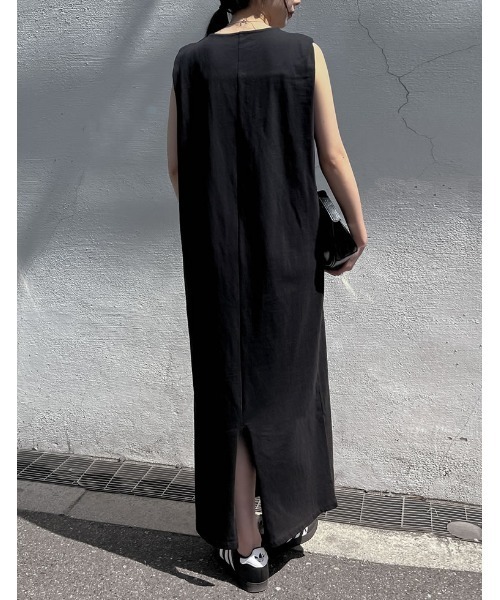 Re:EDIT（リエディ）の「[低身長/高身長サイズ有]コットンショルダータックワンピース（ワンピース・レディース・ネイビー/モカ/ブラック/チャコールグレー/ブラウン・LARGE/TALL/SHORT/MEDIUM）」の6枚目の写真