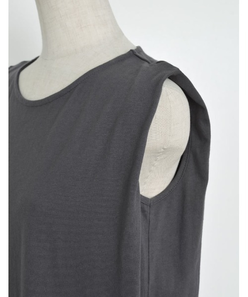 Re:EDIT（リエディ）の「[低身長/高身長サイズ有]コットンショルダータックワンピース（ワンピース・レディース・ネイビー/モカ/ブラック/チャコールグレー/ブラウン・LARGE/TALL/SHORT/MEDIUM）」の11枚目の写真