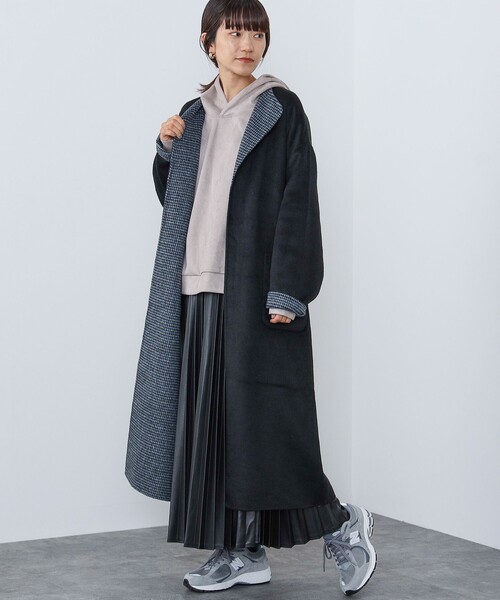 BEAMS HEART(ビームスハート)の「リバーシブル ロングガウンコート(ノーカラーコート・レディース・ベージュ/ブラック/ブラウン・FREE)」の20枚目の写真