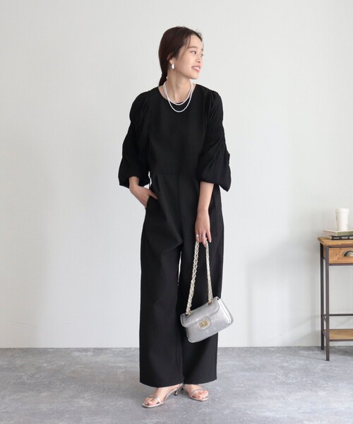 fredy emue(フレディエミュ)の「ふくれジャガードオールインワン(つなぎ/オールインワン・レディース・ブラック/ベージュ/オレンジ・36/38)」の2枚目の写真