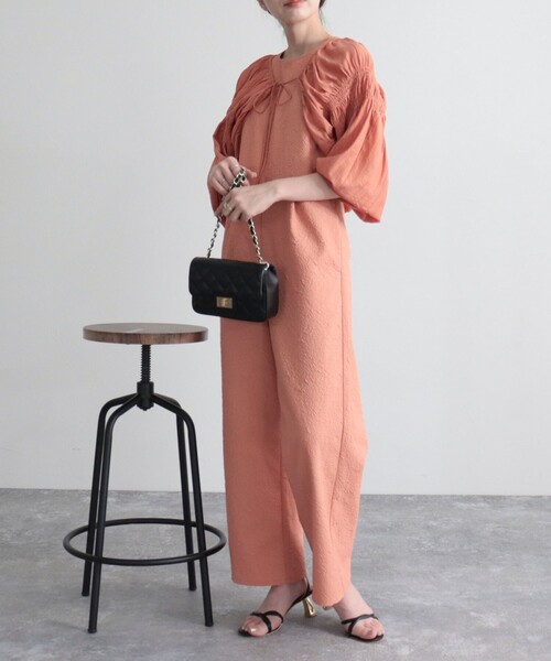 fredy emue(フレディエミュ)の「ふくれジャガードオールインワン(つなぎ/オールインワン・レディース・ブラック/ベージュ/オレンジ・36/38)」の10枚目の写真