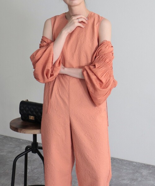 fredy emue(フレディエミュ)の「ふくれジャガードオールインワン(つなぎ/オールインワン・レディース・ブラック/ベージュ/オレンジ・36/38)」の11枚目の写真