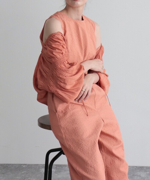 fredy emue(フレディエミュ)の「ふくれジャガードオールインワン(つなぎ/オールインワン・レディース・ブラック/ベージュ/オレンジ・36/38)」の14枚目の写真