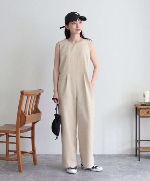 fredy emue(フレディエミュ)の「ふくれジャガードオールインワン(つなぎ/オールインワン・レディース・ブラック/ベージュ/オレンジ・36/38)」の15枚目の写真