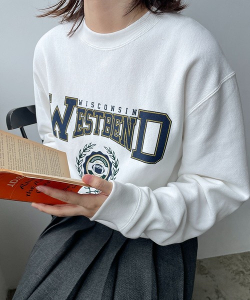 LOWRYS FARM(ローリーズファーム)の「アメフトカレッジウラケロングスリーブ 966165(スウェット・レディース・アイボリー/チャコールグレー/グレー/グリーン/グレー系その他・FREE)」の2枚目の写真