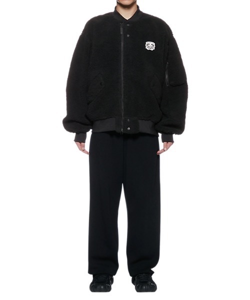 オニツカタイガー　onitsuka tiger ボンバージャケット　MA-1風 Onitsuka Tiger（オニツカタイガー）の「BOMBER JACKET（MA-1