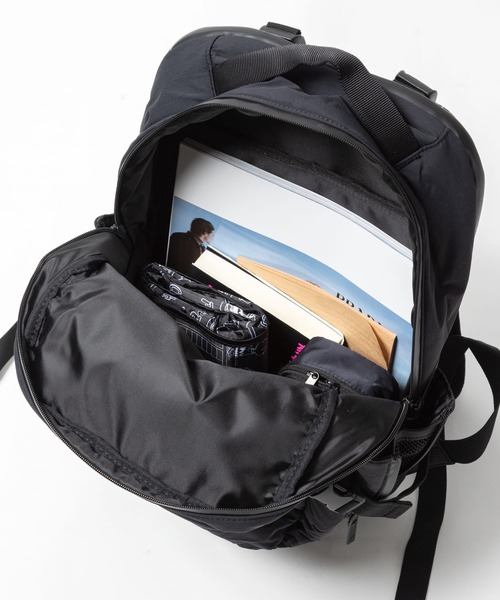 MAKAVELIC（マキャベリック）の「GRAVITY DAYPACK（バックパック/リュック・メンズ・ブラック・ONE SIZE/FREE）」の9枚目の写真