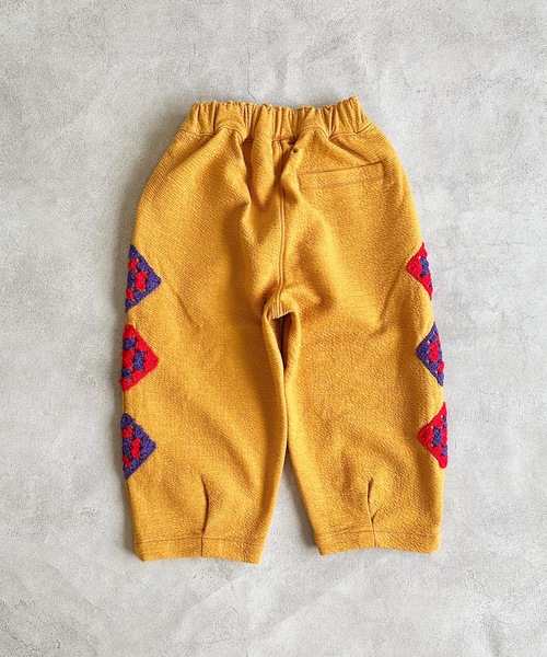 A BOND（アボンド）の「クロシェパンツ（90～150cm）（その他パンツ・キッズ・ブラック/マスタード・110/130/150/100/140/120/90）」の5枚目の写真