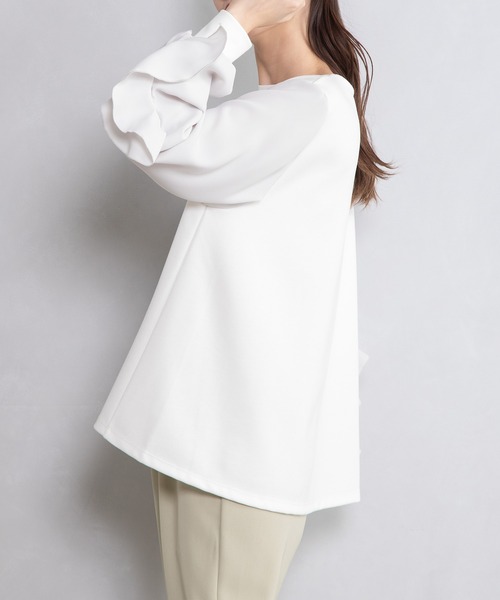 MARECHAL TERRE（マルシャルテル）の「袖フリルプルオーバー（Tシャツ/カットソー・レディース・ネイビー/ホワイト/ブラック/カーキ・MEDIUM）」の22枚目の写真