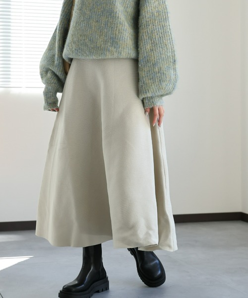 sakishimatokyo(サキシマトーキョー)の「ニットフレアスカート(スカート・レディース・パープル/アイボリー/レッド/ブラック/グレー・FREE)」の7枚目の写真