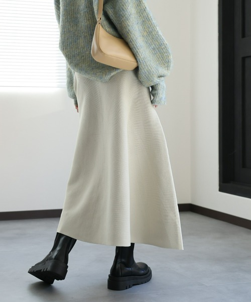 sakishimatokyo(サキシマトーキョー)の「ニットフレアスカート(スカート・レディース・パープル/アイボリー/レッド/ブラック/グレー・FREE)」の12枚目の写真