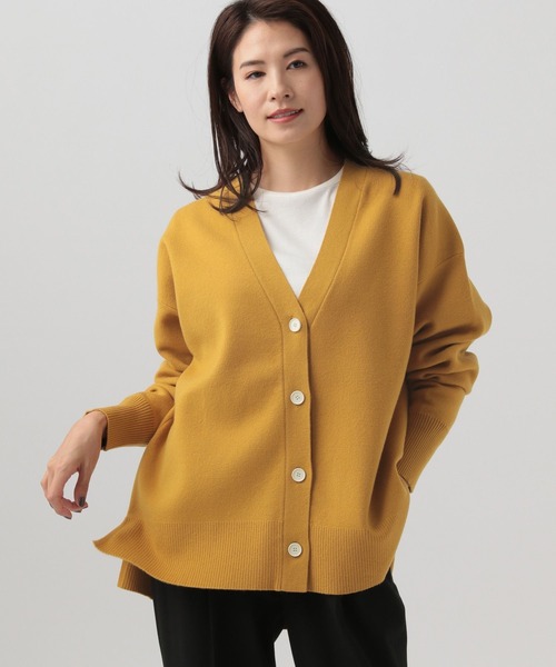 Elura(エルーラ)の「濃密なめらかカーディガン(ニット/セーター・レディース・ホワイト/ブラック/ブラック系その他/マスタード/ブルー系その他3・MEDIUM/LARGE)」の5枚目の写真