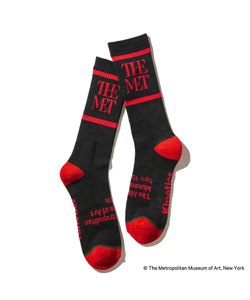 Kinetics(キネティクス)の「THE MET LOGO SOCKS for Kinetics(メトロポリタンミュージアム ロゴ ソックス フォー キネティクス コラボ)(ソックス/靴下・メンズ・ブラック・FREE)」の2枚目の写真