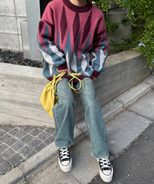 mi via loca（ミヴィアロカ）の「Vintageライク ダイヤ柄ジャガードニット（ニット/セーター・レディース・ネイビー/ピンク・FREE）」の6枚目の写真