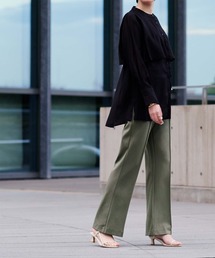 ur's（ユアーズ）の「センターピンタックフレアパンツ（その他パンツ）」