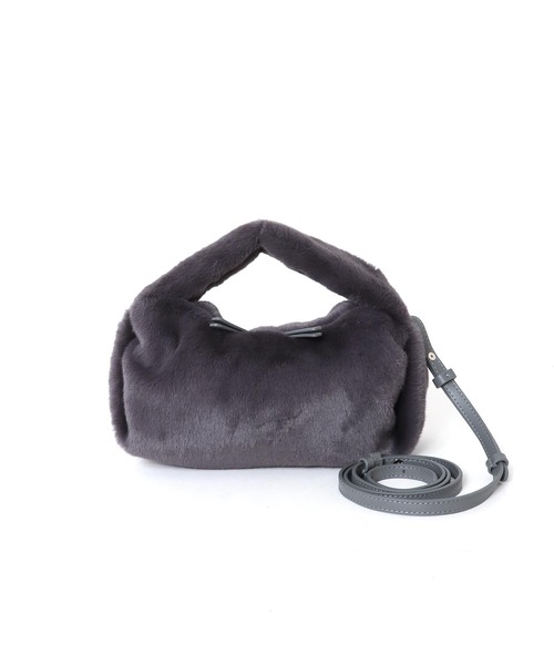 Jines（ジネス）の「フェイクファー・ワンハンドルバッグ（ハンドバッグ・レディース・アイボリー/チャコールグレー・FREE）」の4枚目の写真