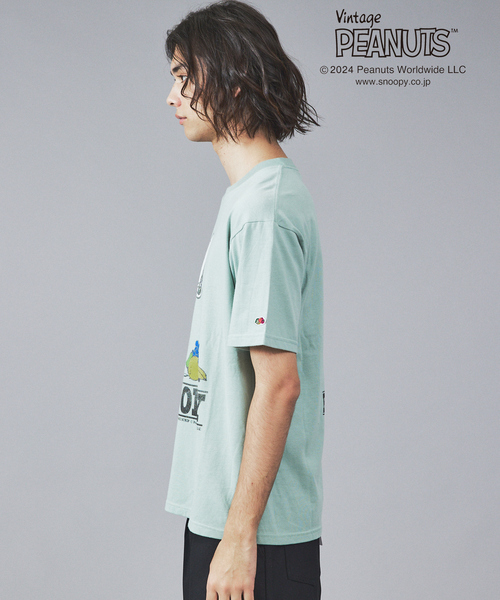 FRUIT OF THE LOOM(フルーツオブザルーム)の「【FRUIT OF THE LOOM/フルーツオブザルーム】ヴィンテージスヌーピー半袖Tシャツシリーズ(Tシャツ/カットソー・メンズ・ブラック/サックスブルー/アイボリー/イエロー・L/S/M)」の7枚目の写真