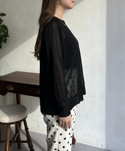 prose verse(プロズヴェール)の「ラグランスリーブシアーラメニット(ニット/セーター・レディース・シルバー/オフホワイト/ブラック・フリ-)」の19枚目の写真