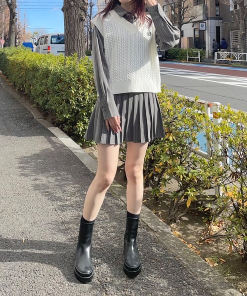 one way(ワンウェイ)の「ロゴ入りケーブルベスト(ベスト・レディース・ホワイト/グレー・FREE)」の22枚目の写真