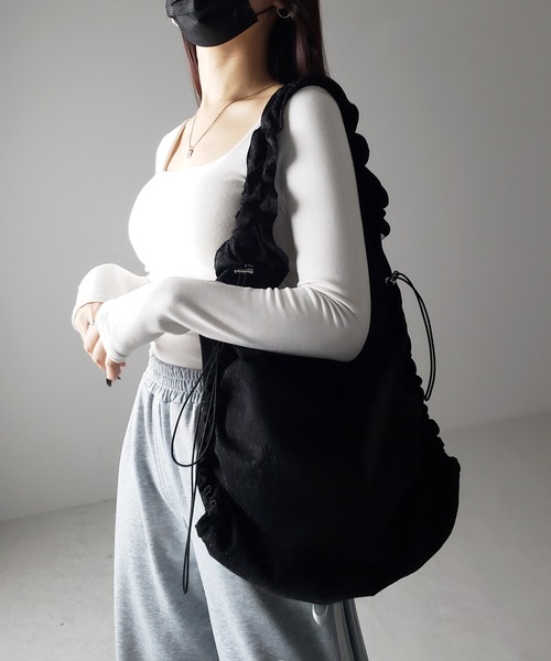   シャーリング 立体的シルエット 2WAY ショルダー セール】【 3color ／ 2WAY 】ドローストリングラメ