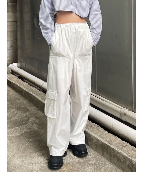 EMODA（エモダ）の「ナイロンタックパンツ（その他パンツ・レディース・ホワイト/ブラック/グレー・FREE）」の2枚目の写真