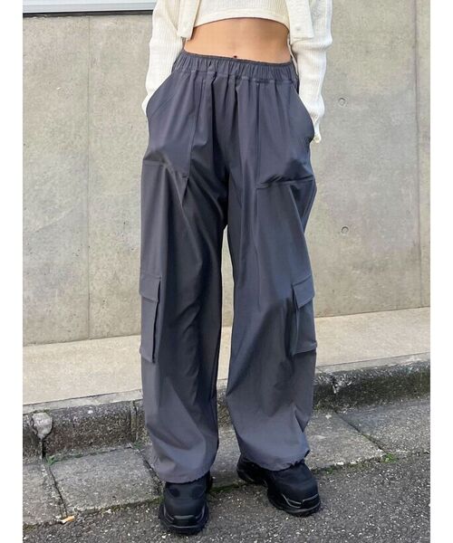 EMODA（エモダ）の「ナイロンタックパンツ（その他パンツ・レディース・ホワイト/ブラック/グレー・FREE）」の5枚目の写真