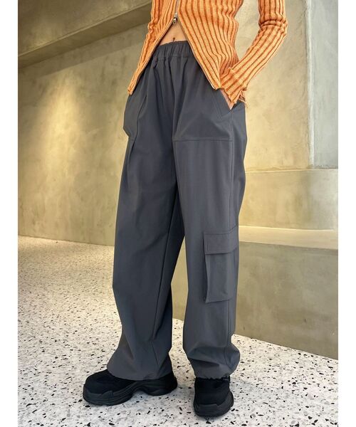 EMODA（エモダ）の「ナイロンタックパンツ（その他パンツ・レディース・ホワイト/ブラック/グレー・FREE）」の11枚目の写真