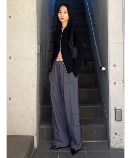 EMODA（エモダ）の「ナイロンタックパンツ（その他パンツ・レディース・ホワイト/ブラック/グレー・FREE）」の16枚目の写真