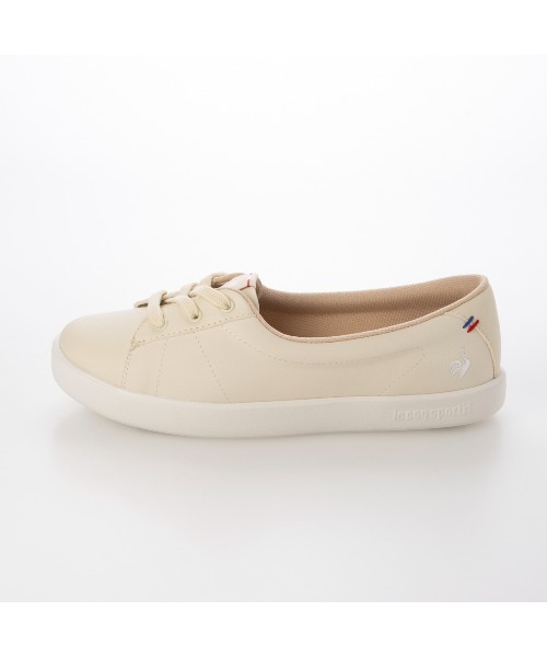le coq sportif（ルコックスポルティフ）の「３ホールスタイルシューズ（LCSフルシュショート）（その他シューズ・レディース・ブラック/ホワイト/ベージュ/ブラック×ブラック・24.5cm/24cm/23.5cm/23cm/22.5cm）」の5枚目の写真