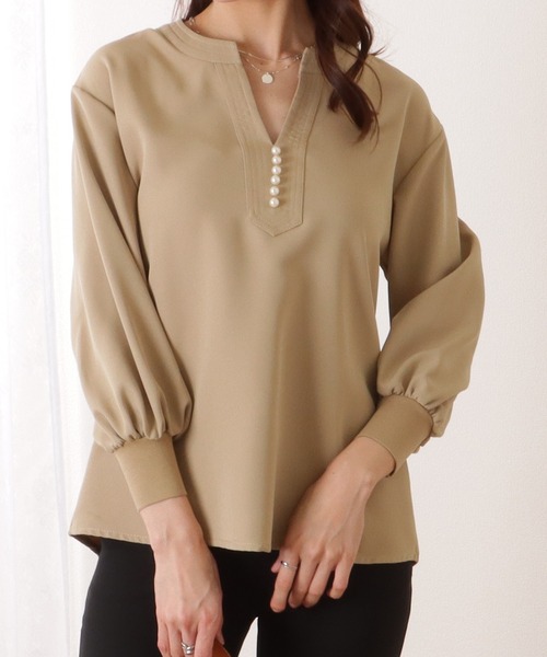 Lace Ladies(レースレディース)の「パール ボタン キーネック 長袖 ブラウス(シャツ/ブラウス・レディース・ベージュ/ネイビー/ブラック/アイボリー・S/FREE)」の15枚目の写真
