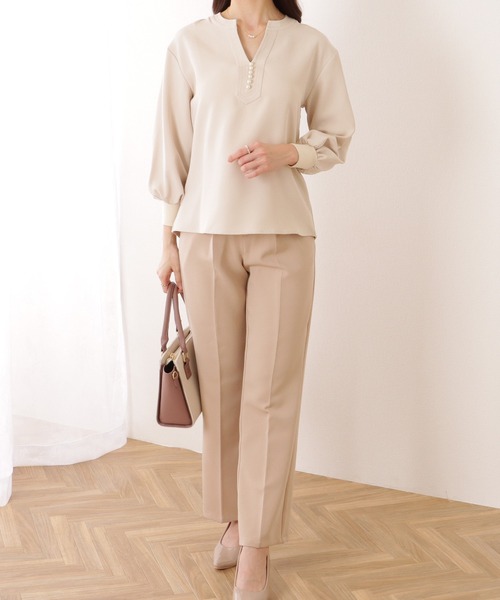 Lace Ladies(レースレディース)の「パール ボタン キーネック 長袖 ブラウス(シャツ/ブラウス・レディース・ベージュ/ネイビー/ブラック/アイボリー・S/FREE)」の21枚目の写真