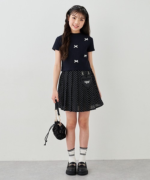 by LOVEiT(バイラビット)の「インパンつきハートポシェットドットプリーツスカート(スカート・キッズ・ブラック/レッド/オフホワイト/グリーン・120cm/130cm/140cm/150cm/160cm)」の6枚目の写真