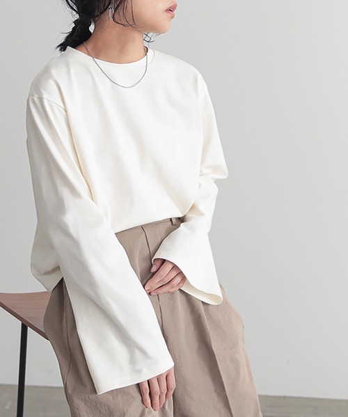 for/c(フォーシー)の「汗シミ防止フレアスリーブロンT【サスティナブル】(Tシャツ/カットソー・レディース・ホワイト/チャコールグレー/ブラック・L/M)」の4枚目の写真