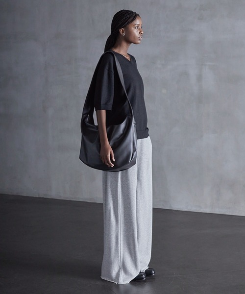 CALLNE】Tech Half Moon Shoulder Bag / テックハーフムーン