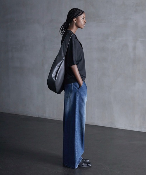 バッグ grained leather half moon shoulder bag CALLNE】Tech Half Moon Shoulder Bag / テックハーフムーン