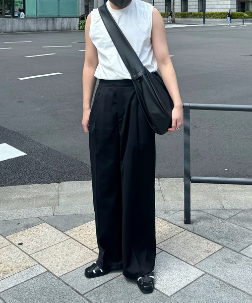 CALLNE（カルネ）の「【CALLNE】Tech Half Moon Shoulder Bag / テックハーフムーンショルダーバッグ（ショルダーバッグ・メンズ・ブラック系2/ブラック系1/ホワイト系1/グレー系1・FREE）」の9枚目の写真