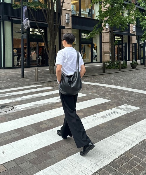 CALLNE（カルネ）の「【CALLNE】Tech Half Moon Shoulder Bag / テックハーフムーンショルダーバッグ（ショルダーバッグ・メンズ・ブラック系2/ブラック系1/ホワイト系1/グレー系1・FREE）」の18枚目の写真