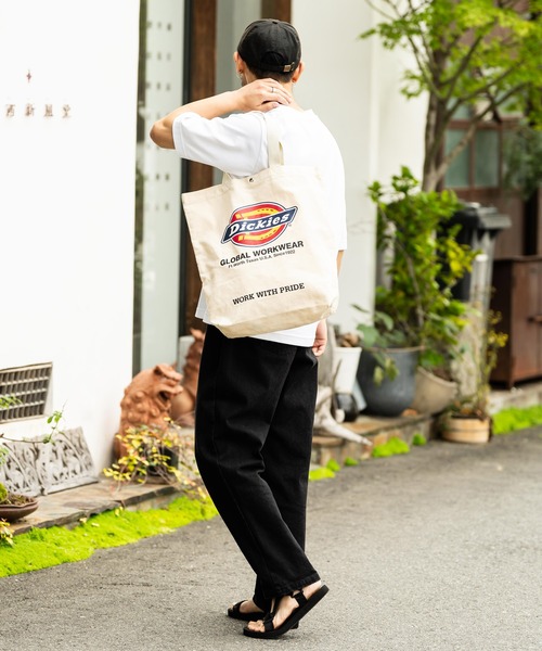 Dickies(ディッキーズ)の「Dickies ディッキーズ キャンバストートバッグ / DK LOGO TC CANVAS TOTE BAG(トートバッグ・メンズ・レッド/ネイビー/オフホワイト/ブラック・FREE)」の7枚目の写真