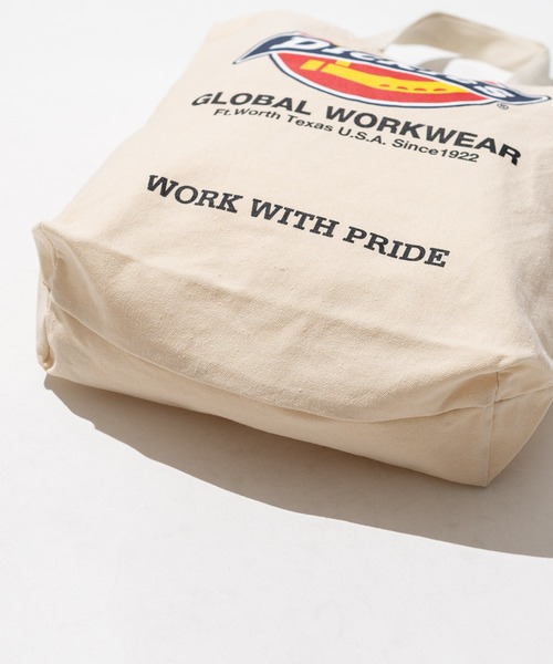 Dickies(ディッキーズ)の「Dickies ディッキーズ キャンバストートバッグ / DK LOGO TC CANVAS TOTE BAG(トートバッグ・メンズ・レッド/ネイビー/オフホワイト/ブラック・FREE)」の20枚目の写真