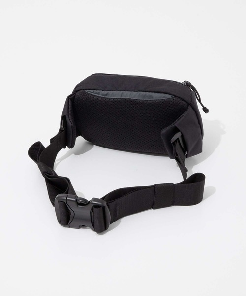 MYSTERY RANCH(ミステリーランチ)の「MYSTERY RANCH FORAGER HIP MINI ミステリーランチ フォーリッジャーヒップミニ ウエストポーチ(ボディバッグ/ウエストポーチ・メンズ・ブラック・FREE)」の7枚目の写真