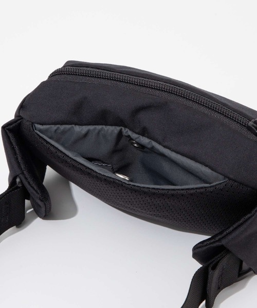 MYSTERY RANCH(ミステリーランチ)の「MYSTERY RANCH FORAGER HIP MINI ミステリーランチ フォーリッジャーヒップミニ ウエストポーチ(ボディバッグ/ウエストポーチ・メンズ・ブラック・FREE)」の11枚目の写真
