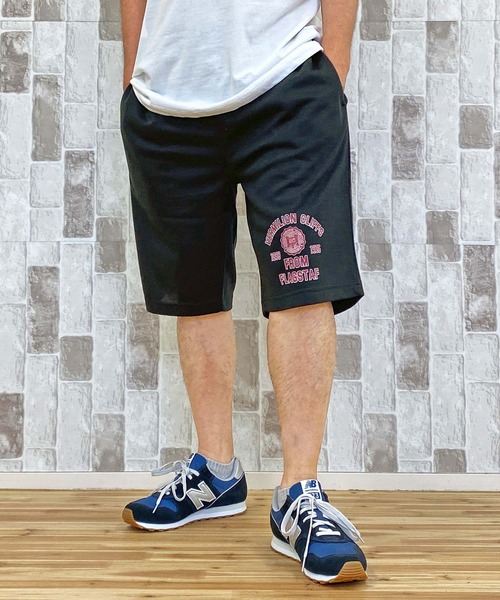 TopIsm(トップイズム)の「アメカジプリント ショートパンツ(スウェットパンツ・メンズ・ライトグレー系3/ライトグレー系2/ブラック系3/ライトグレー系1/ブラック系2/ブルー系1/ブルー系3/グリーン系2/ブルー系2/グリーン系3/グリーン系1/ブラック系1・LL/L/M)」の2枚目の写真